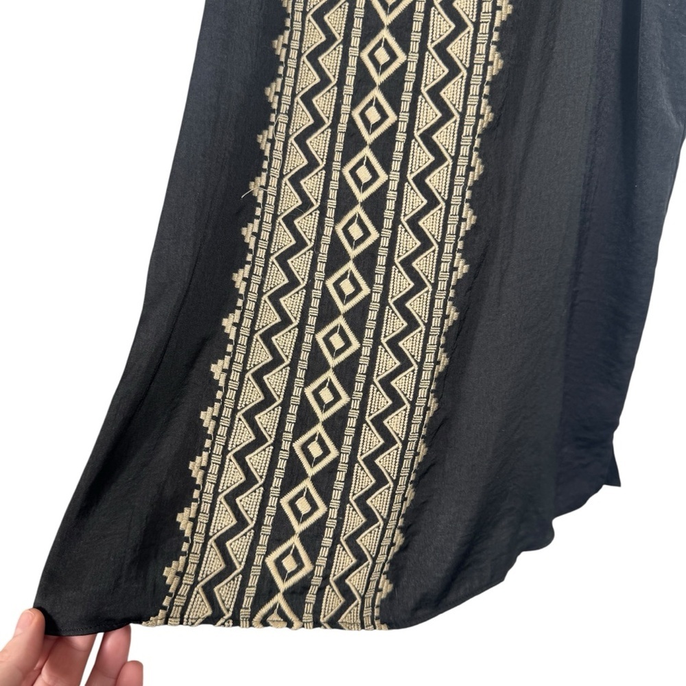 Savanna Jane Black Embroidered Tank Top, Size M - Picture 3 of 6